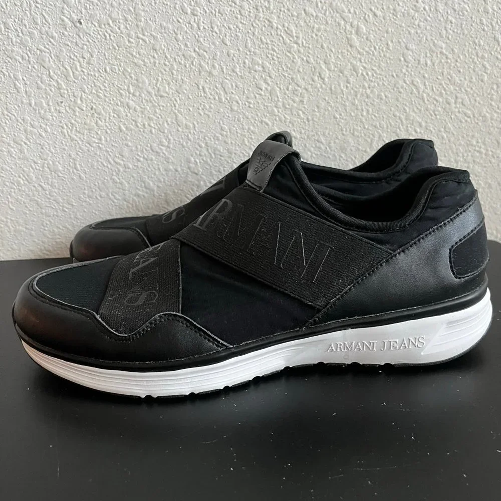 NWOT Armani Jean's Men's Black Elastic Runner Sneakers Shoes Size 8.5